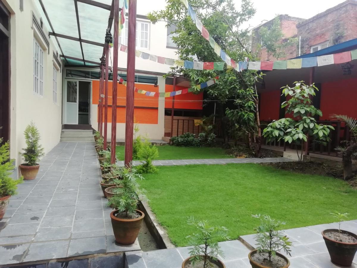 Hotel Chhimeki 加德满都 外观 照片
