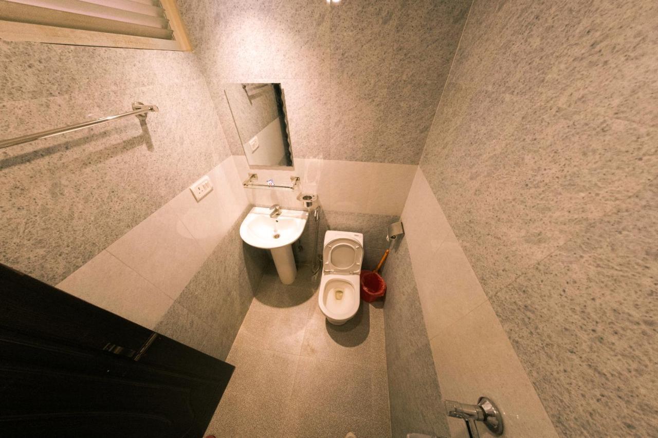 Hotel Chhimeki 加德满都 外观 照片