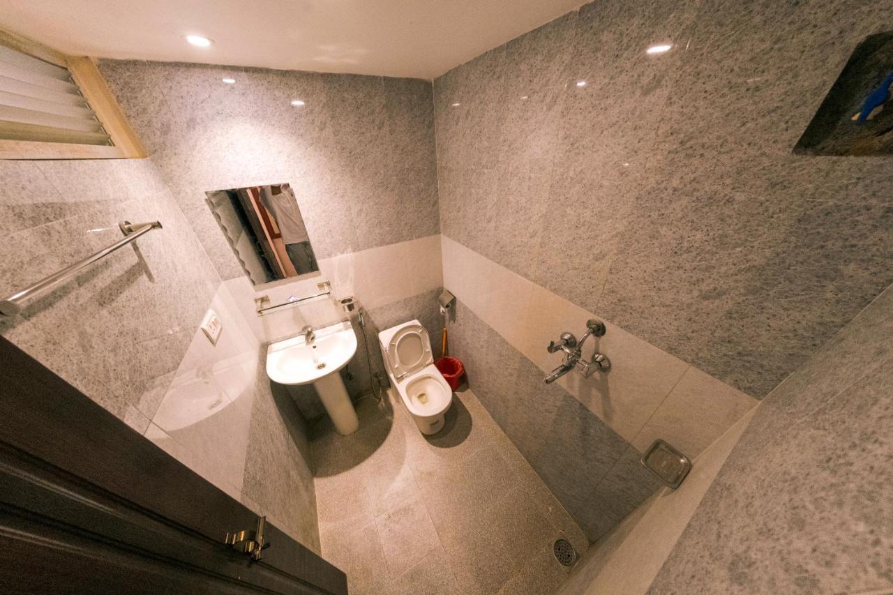 Hotel Chhimeki 加德满都 外观 照片