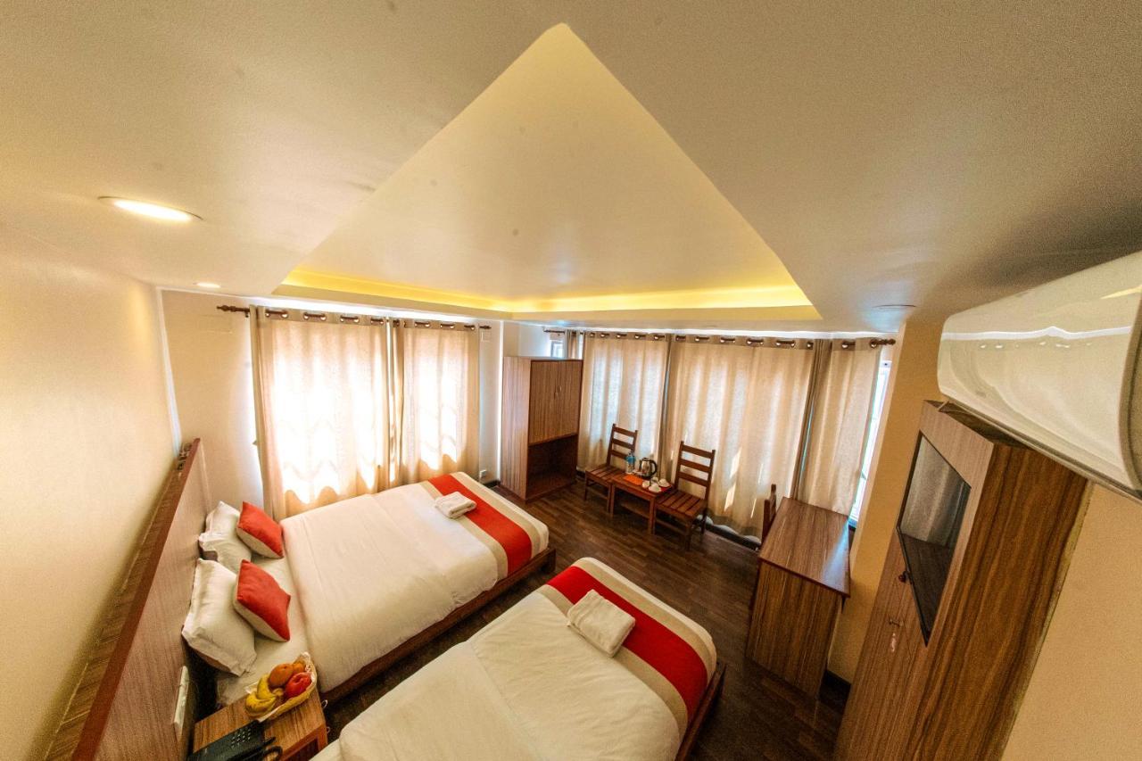 Hotel Chhimeki 加德满都 外观 照片